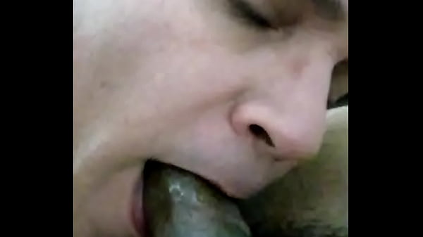 quero dar bastante e chupar muito os machos do XVIDEOS