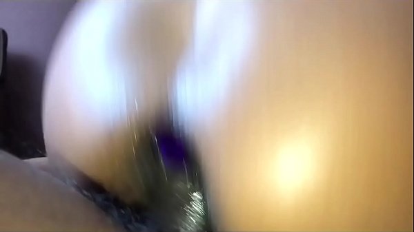 Play MP4 - Royalty&rsquo;s &OpenCurlyDoubleQuote;Official Movie&rdquo; It&rsquo;s Not Safe for BBC&excl;