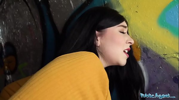 Public agent amilia sucks and fucks for quick cash in public