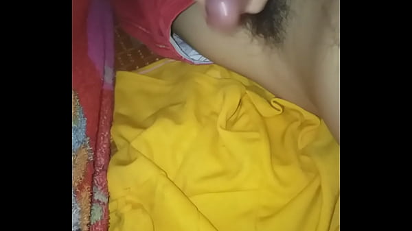 Bắn tinh_lên áoem gái