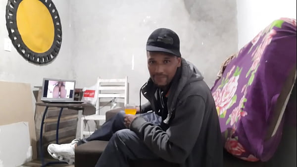 Dei Para O Namorado Da Minha Amiga thumbnail