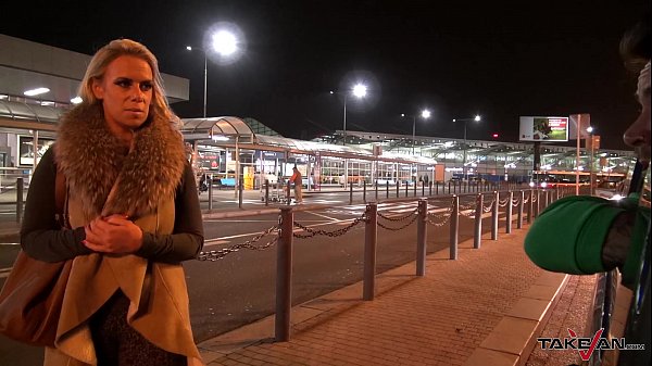 TakevanBusty MILF withnaturaltits take a ride with stranger_with bigcock