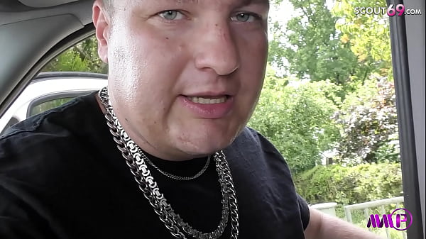 Play MP4 - VIELE FREMDE TYPEN SPONTAN IM BUS GEBLASEN - BBW MILF DEUTSCH