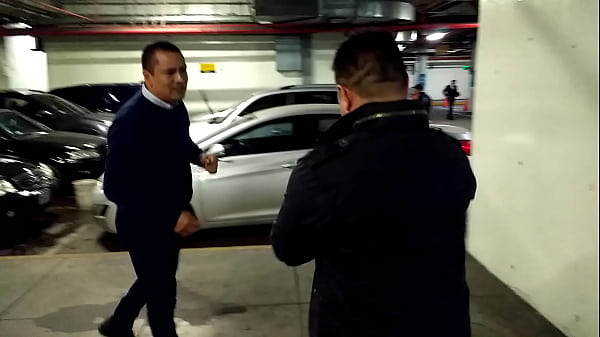 Pareja Gay Antes De Tirar thumbnail