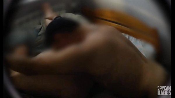 Licking the pussy of my stepsister when my parents_are not at home