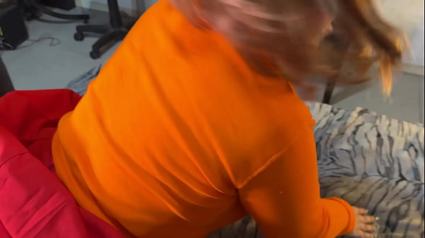 Play MP4 - Vilma se mete en el lugar equivocado y termina siendo usada por dos monstruos sedientos de sexo