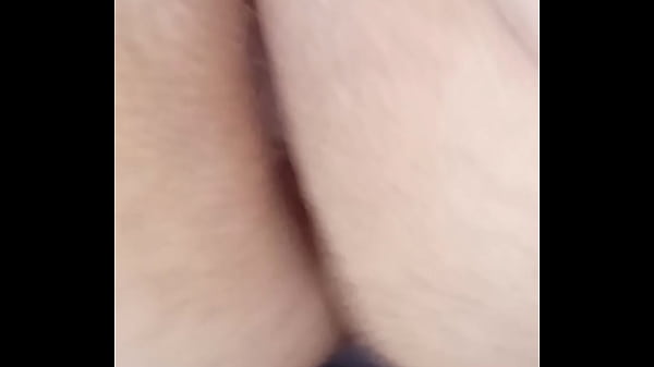 Estou cheia de tes&atilde;o cad&ecirc; os pauzudos 
