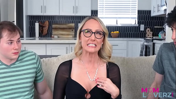 Play MP4 - Stepmoms Private Ama Session And Fuck Boy Toy