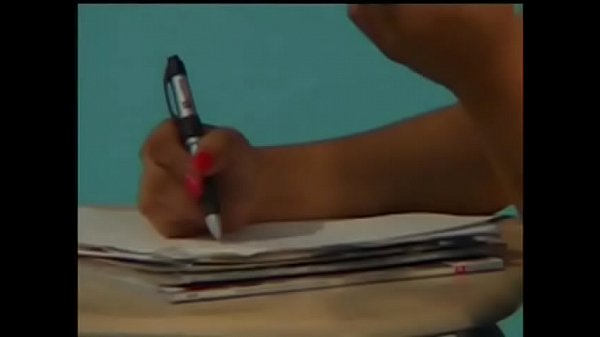 Nonton Brunette Dia's Quim Licked Well thumbnail