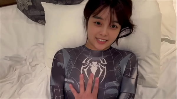 Nonton 【素人カップルの情事】彼女にコスプレさせていつもと違うsexを楽しむカップル。激しく腰を降り彼女をイかせてあげました。 thumbnail