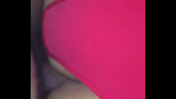 Play MP4 - De quatro para o boy hetero