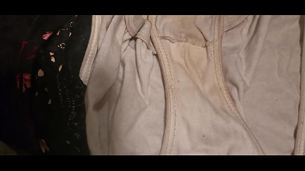 Panties Inspector thumbnail