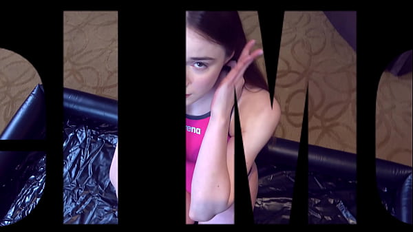 Hazel Moore The Piss Pool_4K