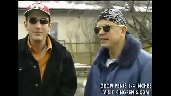 Nonton Best Way To Warm Up On A Snowy Day thumbnail