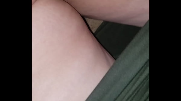 Nonton Horny Masterbating thumbnail