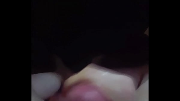 Playin for a cum shot at camera