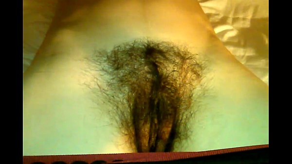 Play MP4 - Sexy hairy MILF wife