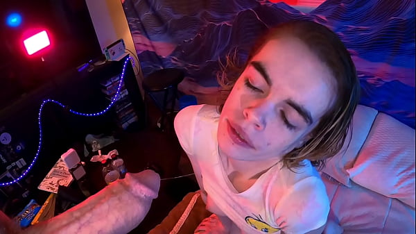 Lil Kinky SQUIRTS for 1st timeduring SEX & HUGE CUMSHOT