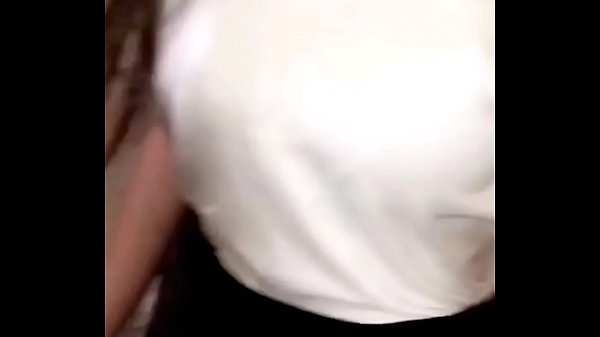 Se la follan en el ba&ntilde;o de hombres de una plaza sexo publico dos estudiantes en mexico no entran a la escuela y se van a coger a un ba&ntilde;o publico