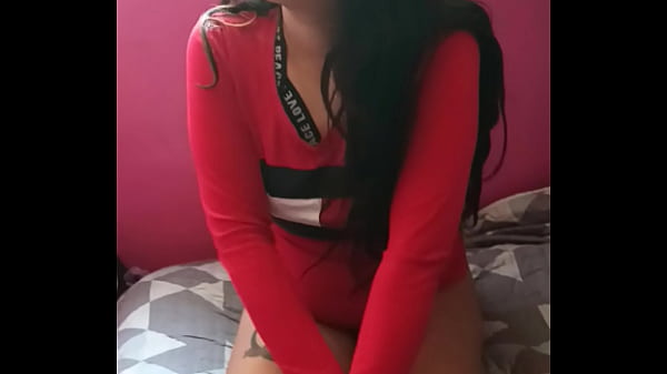 Play MP4 - me pongo traviesa con mi dildo