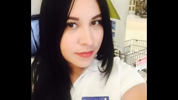 Empleada coge para_conseguir aumento