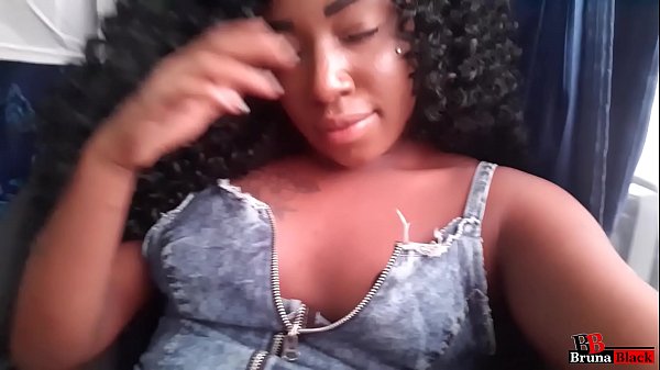 Play MP4 - Estava brincando no &ocirc;nibus de viagem - Bruna Black