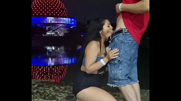 Turra Me Hace Un Pete Al Aire Libre thumbnail