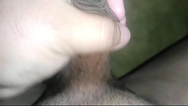 Me masturbo pensando en un d&iacute;a poder coger tu co&ntilde;o de puta, un d&iacute;a ser&aacute; el d&iacute;a en que te tenga y no te sueltes de m&iacute; 