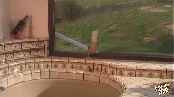 Nonton Sexy Blonde Gets Fucked In The Ass On The Stairs thumbnail