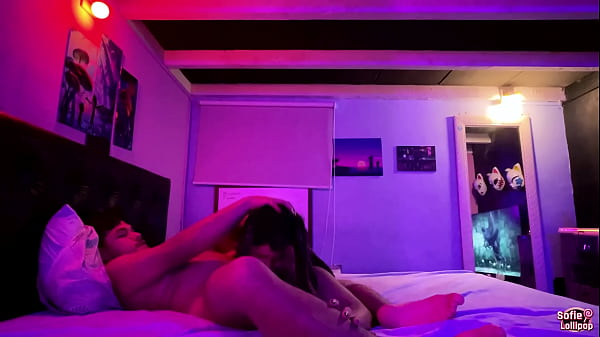 Play MP4 - Aquele beijo grego bem gostoso no cuzinho virgem do Japo Negoo