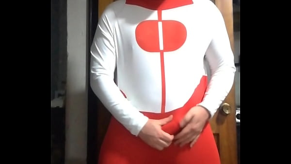 Cosplay Invencible Omniman Caliente thumbnail