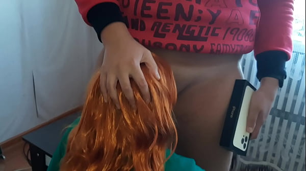 My girlfriend gave me an iPhone_and an_orgasm - Girls fly orgasm