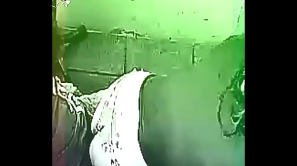 Play MP4 - Me monte en la verga de mi col&aacute;geno bien rico