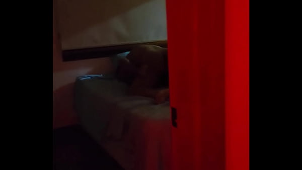 Nonton Encontr&eacute; A Mi Mujer Si&eacute;ndome Infiel thumbnail