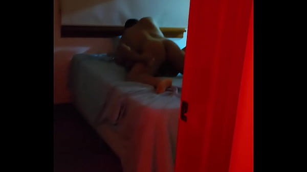 Encontr&eacute; a mi mujer si&eacute;ndome infiel