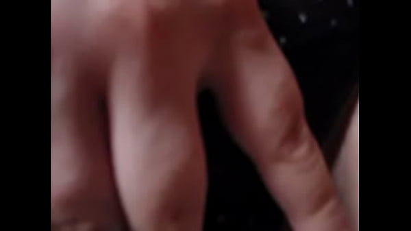 Nonton Fat Milf Masturbates thumbnail