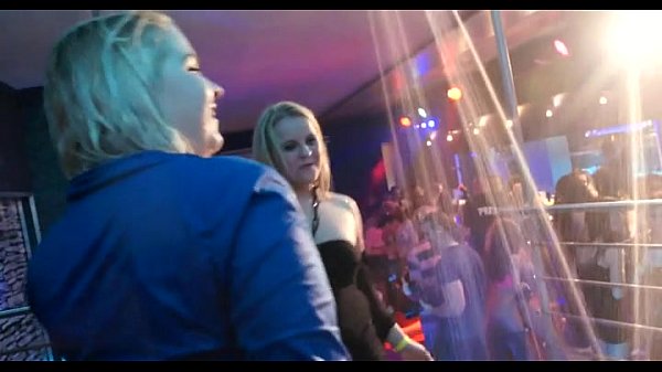 Ultra juicy club_partying