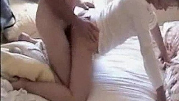 Wife gets fucked doggy 