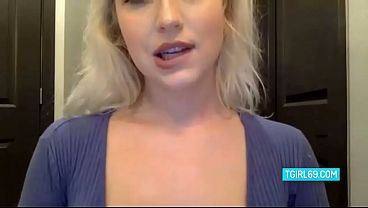 Beautiful Tranny Strokes Her Shecock thumbnail