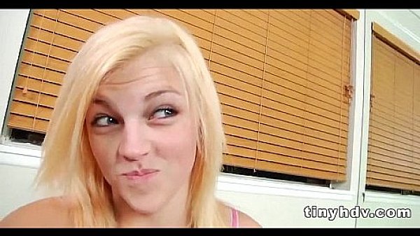 Nonton Sexy Teen Enjoys Good Cock Lacey Leveah 4 41 thumbnail