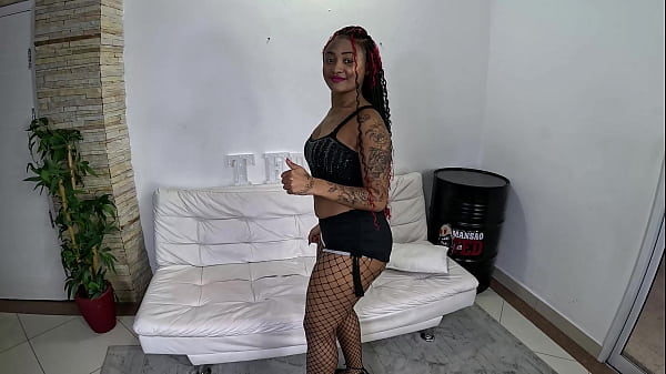 Nonton Metendo O Ferro No Rabo Da Novinha Rabuda No Pov - Mc Beka thumbnail