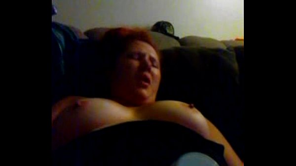 Wife putting on show for me masterbating with pearl dildo_trying to cum