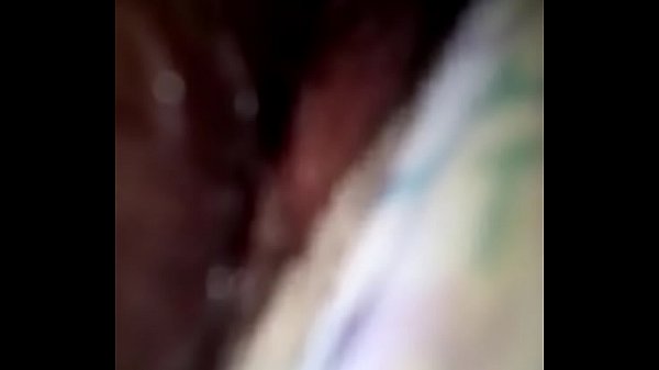 Mi novia quiere intentar trío