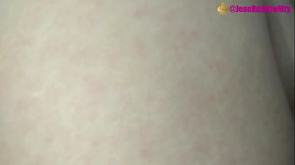 Conductor de Uber regresa a cogerme y me deja_la panocha llena deleche