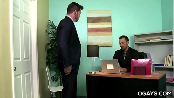 Play MP4 - Jake fucks his boyfriend in the office