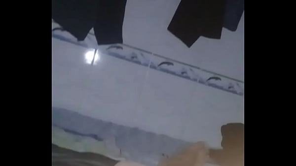 Em b&eacute; 6 tuổi đấy nấy chị 