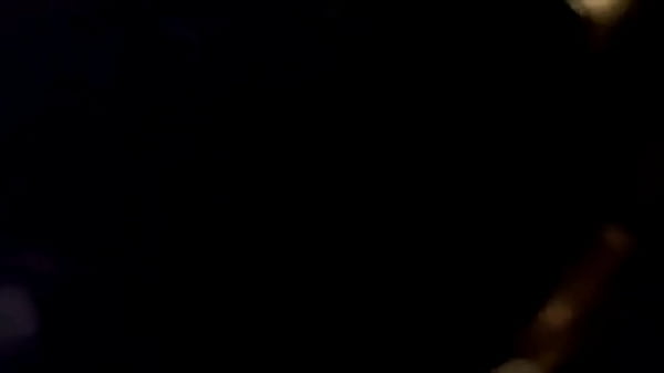 Estava voltando do barzinho e como tinha bebido um pouco a mais chamei um Uber. O safado ao saber que eu era atriz porn&ocirc; ... 