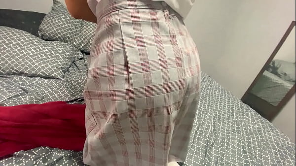 Play MP4 - universitaria de 18 a&ntilde;os le ofrece tener sexo a su profesor a cambio de una buena calificaci&oacute;n