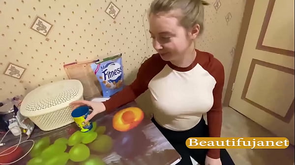 Nice Blowjob In The Kitchen Amateur Video Real Story thumbnail