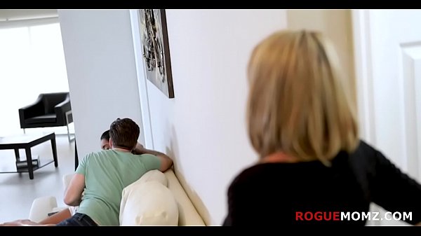 Stepmom_Was Never Someone Who Liked Sharing